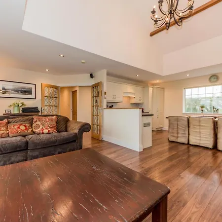 Hébergement de vacances Ardkilly Ridge, Town,sleeps 8 Kinsale